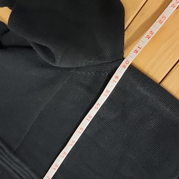 Levis Sweater size - Large - Picture 6 of 8